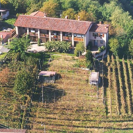 Bio&B Cascina Montebello 팔라짜고 외부 사진